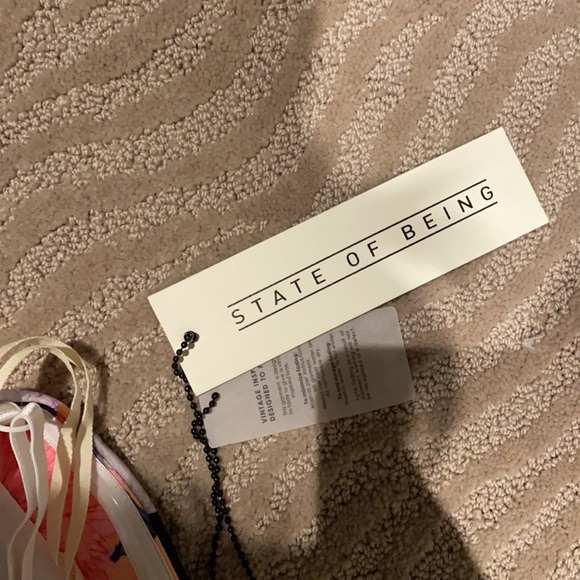 STATE OF BEING DRESS | NEW WITH TAGS | FLORAL - Picture 4 of 4